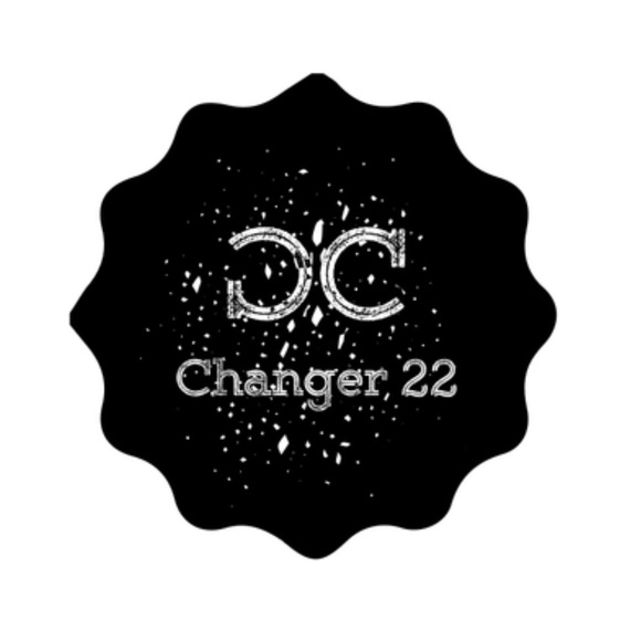 Meet your Posher, Elena - Picture 1 of 1